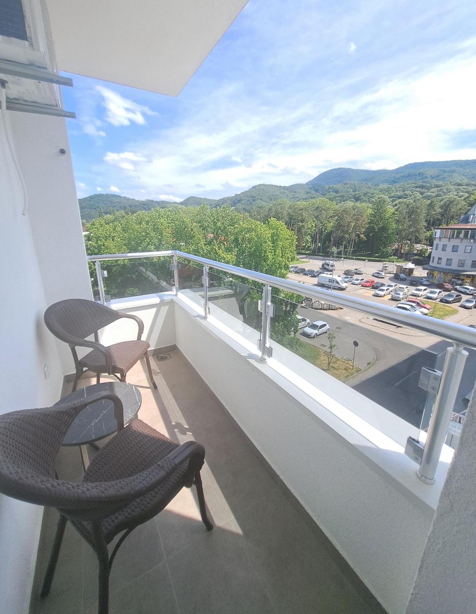 Renome Apartmani Banja Koviljača Exteriér fotografie