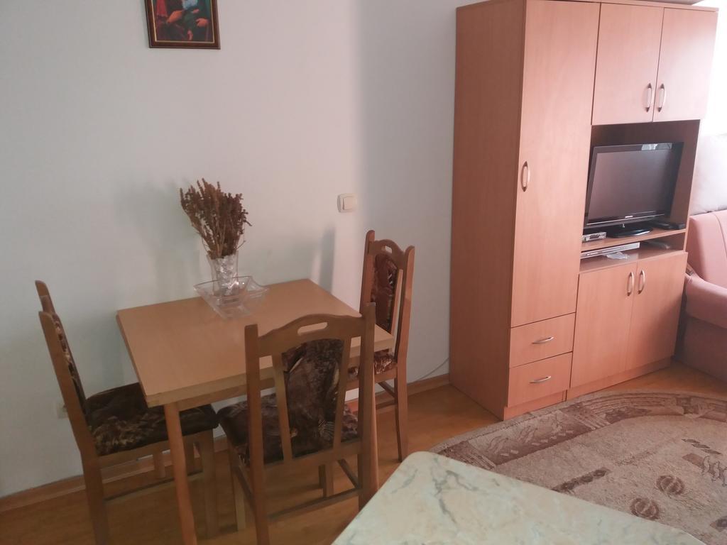 Renome Apartmani Banja Koviljača Exteriér fotografie